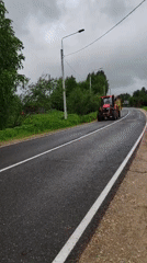 Rural morning scenes captured in Чухлэм, Russia countryside
