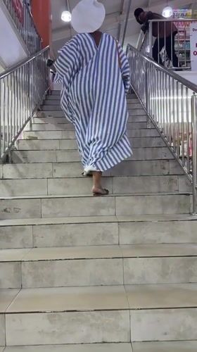 Shoppers spotted in commercial building in Ado, Nigeria