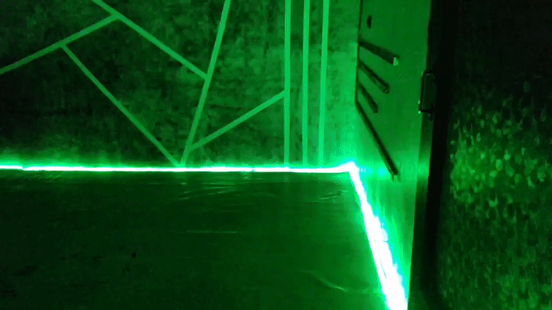 Green LED lighting and a cat food pouch in Angren