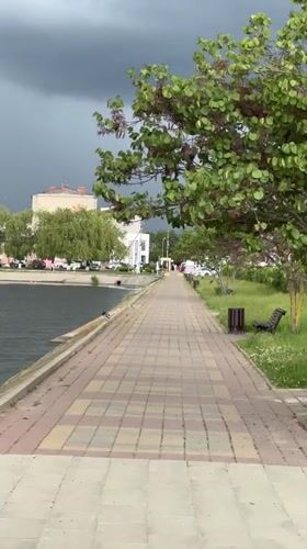 Waterside walking path documented in Vishnevyi, Russia