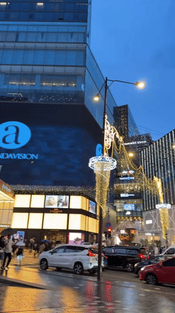 Evening scenes captured around Pavilion mall in Kuala Lumpur