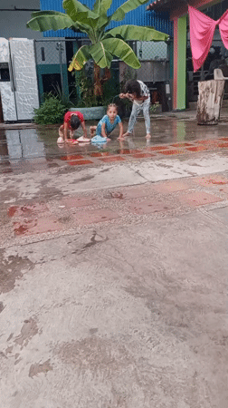 Evening documentation captures daily life scenes in Tinaquillo, Venezuela