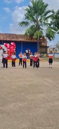 Children's musical performances staged outdoors in Tinaquillo, Venezuela