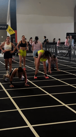Women compete in HYROX fitness event in Puebla arena