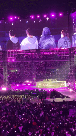 K-pop group performs to packed stadium in Goyang-si