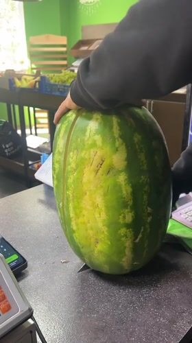 Fresh fruit preparation observed in Krasnodar market area