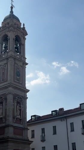 Street-level views of Milan's Duomo and its bell tower