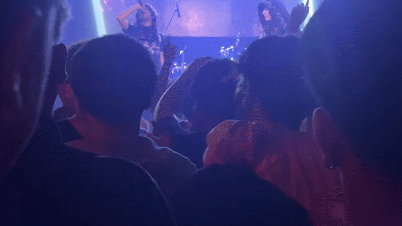 Live music concert draws excited crowd in Buenos Aires