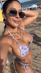 Beach afternoon at Gavà — boardwalk selfie and shower stop