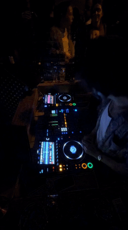 Woman observed in dimly lit bar in Kragujevac