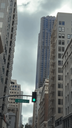 Street life and city textures in San Francisco's Financial District