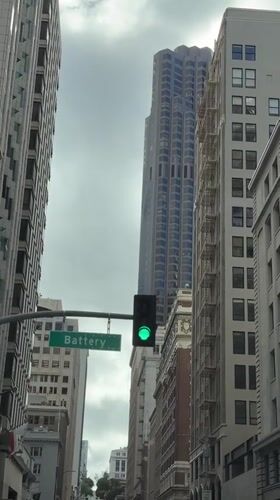 Street life and city textures in San Francisco's Financial District