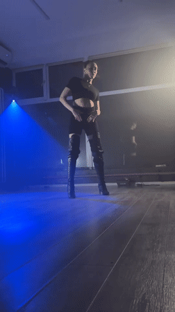 Dancer performs dynamic routine in Sochi studio