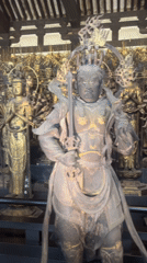 Students Visit Buddhist Temple in Kyoto During Early Morning Hours