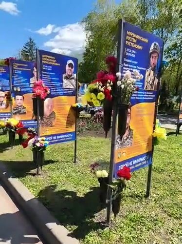 Spring morning stroll through memorial park in Kryvyi Rih