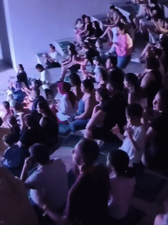 Live folk and belly dance show lights up a Kuşadası stage