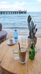 Afternoon cafe session documented at Varna beachside establishment