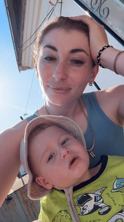 Mother and child enjoy sunny morning in Khabarovsk