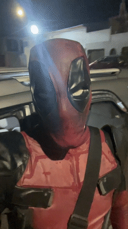Deadpool costumed figure spotted in Alto Hospicio, Chile