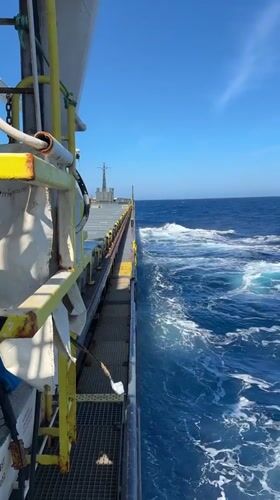 Ships observed operating in Mediterranean waters under clear skies