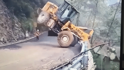 Multiple construction and vehicle incidents recorded within eight-minute span