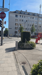 Fire truck responds to emergency call in Munich intersection