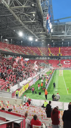 Match day in Khimki: stadium crowds and train rides home