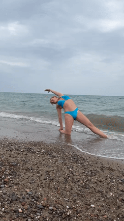 Beach yoga and leisure activities captured in Serik, Turkey