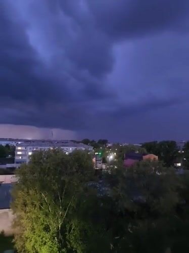 Severe thunderstorm strikes Belogorsk, Russia with dramatic lightning display