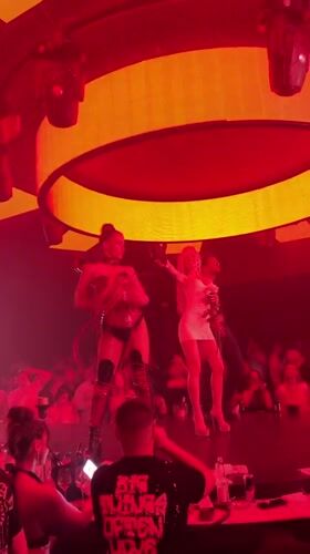 Performers entertain at Nesebar nightclub in early morning hours