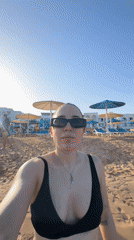 Beachgoers enjoy sunny afternoon on Egyptian coast
