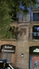 Mossos respond to incident near flower stall on Barcelona street