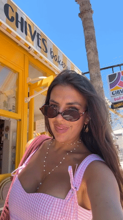 Pink gingham outfit photo session at Bodrum bakery