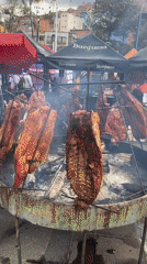 Food festival with live music draws crowds in La Paz