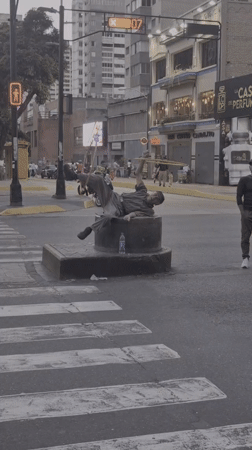 Man observed lying on street structure in Caracas
