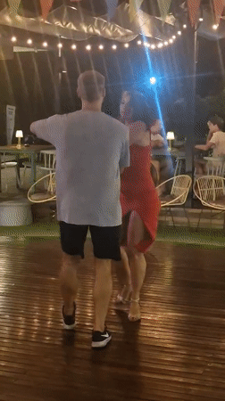 Dancing and dining at Baan Bang Rak on a lively Thai evening