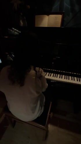 Live piano, a busy bar, and espresso martinis in Paris