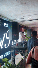 London party features DJ, dancing, catered food service
