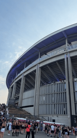 Massive stadium concert in Frankfurt with theatrical production design