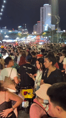 Dragon Bridge Show Draws Massive Crowds in Da Nang