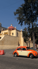 Historic Mexico City plaza scenes documented during midday visit