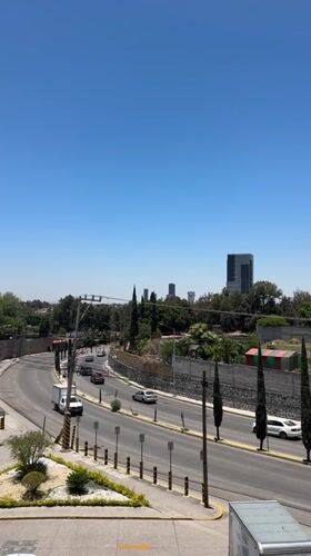 Everyday moments captured across Puebla metro area salons and streets