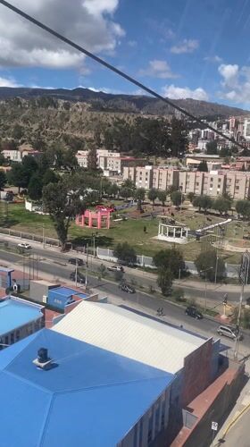 Cable car riders capture aerial views of La Paz