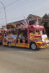 Village parade day in Ngrompongan, floats and local life on display