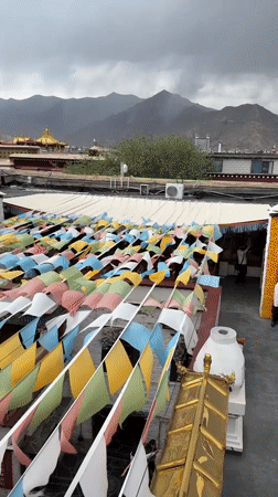 Morning scenes captured across Lhasa's Chengguan District, Tibet