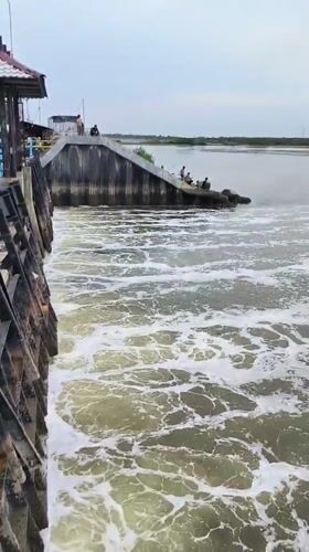 Lhokseumawe's waterfront life along dams, rivers, and shore