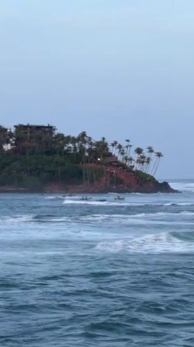 Sri Lankan coast witnesses capture ocean scenes, birds, dramatic skies