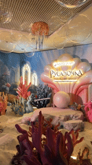 Underwater-themed celebration with elegant desserts held at Moscow Moskvarium