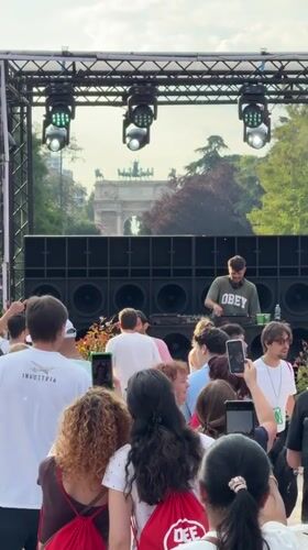 Milan outdoor DJ festival draws crowds near Sforza Castle