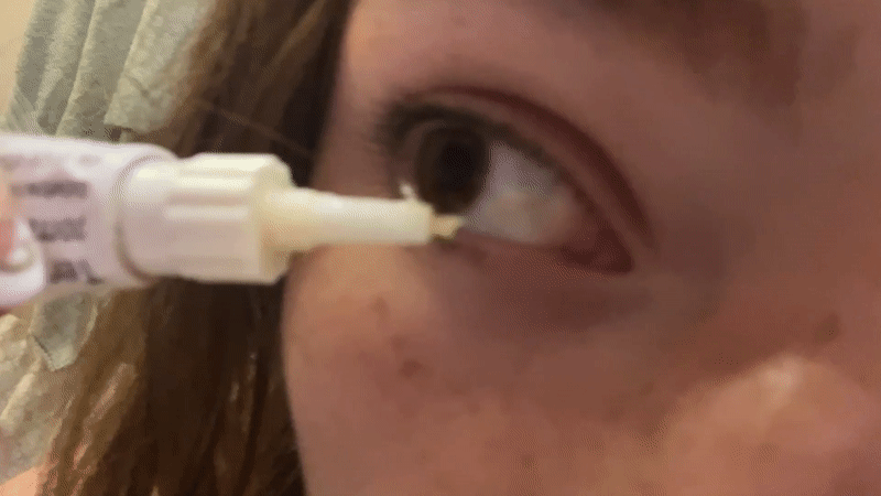 Woman's morning bathroom routine captured in Tlaxcalancingo, Mexico